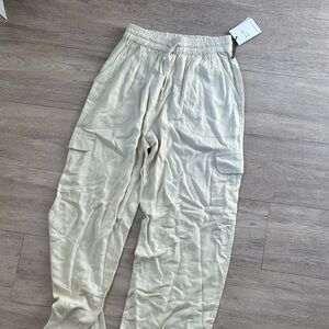 Women’s Linen Cargo Pants